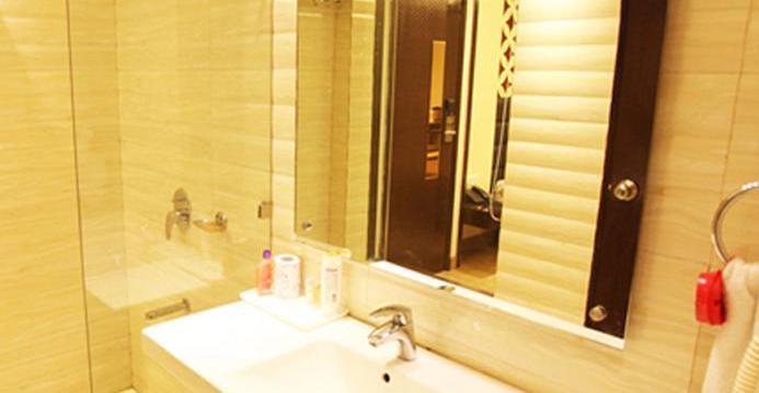 Fabhotel Red Leaf Mall Road Mussoorie Ngoại thất bức ảnh