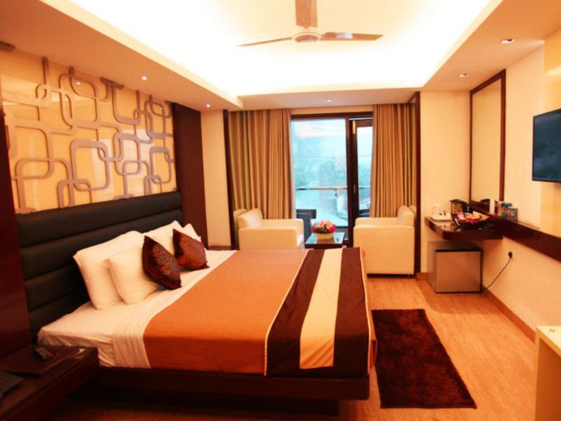 Fabhotel Red Leaf Mall Road Mussoorie Ngoại thất bức ảnh
