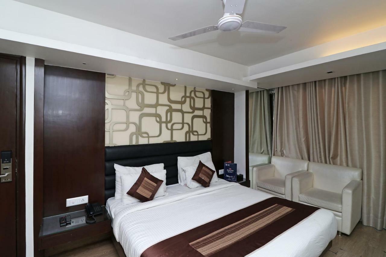 Fabhotel Red Leaf Mall Road Mussoorie Ngoại thất bức ảnh