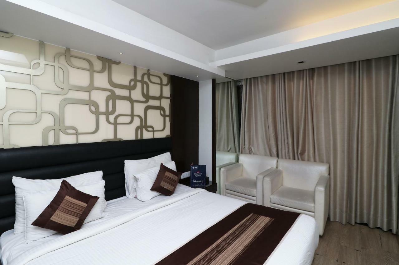Fabhotel Red Leaf Mall Road Mussoorie Ngoại thất bức ảnh